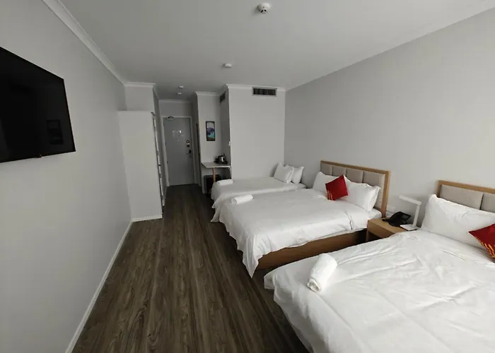Hotel For 1, 2, 3, 4, 6 Or 7 Persons